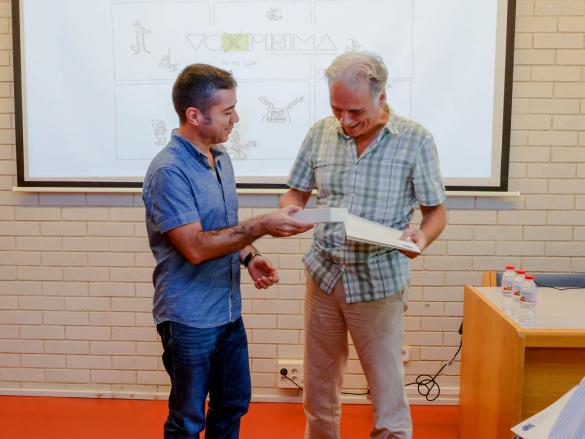 Premi Aurora Díaz-Plaja a Miquel Desclot